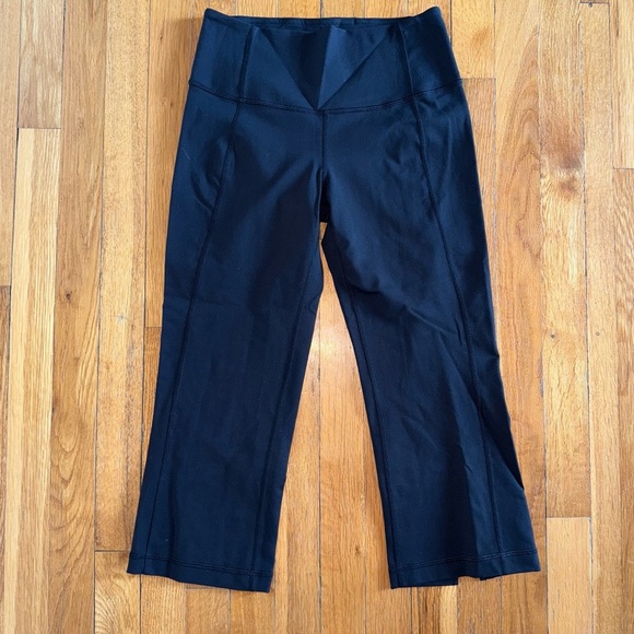 LULULEMON Black Crop Split Hem Leggings size 6 - Picture 2 of 5